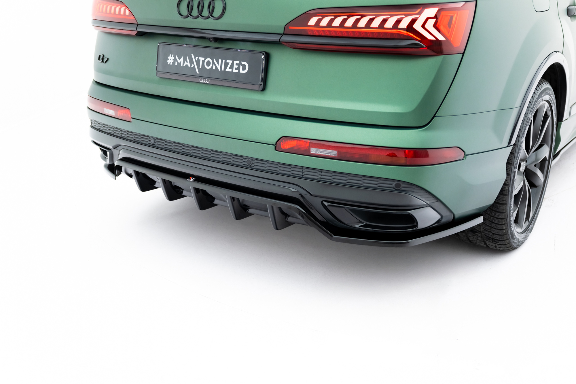 Baksplitter med diffuser Audi Q7 II Facelift 2019 - 2023  | Glossy Black Edition – bilde 2