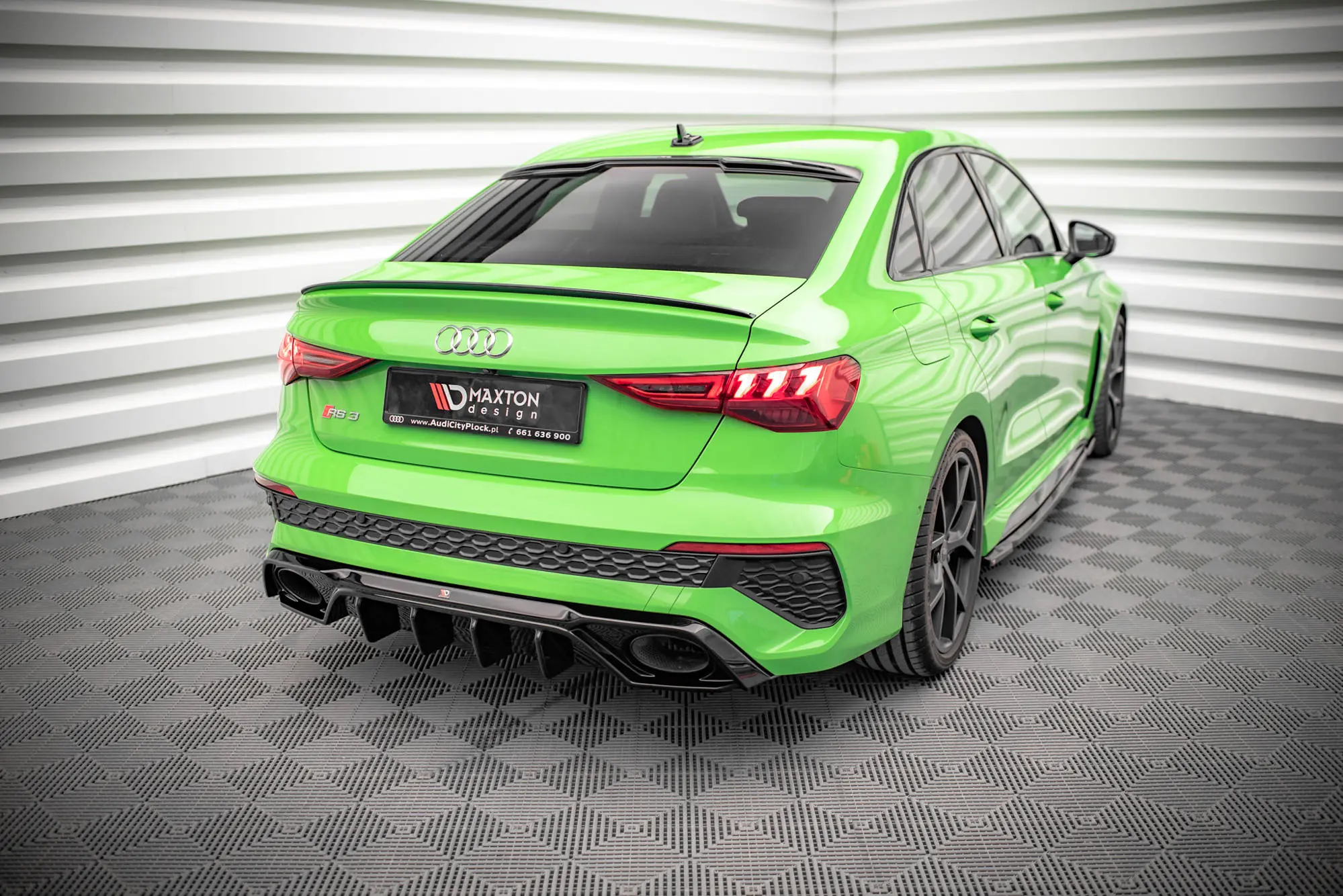 Baksplitter med diffuser Audi RS3 (8Y) 2020 - > | Glossy Black Edition – bilde 2