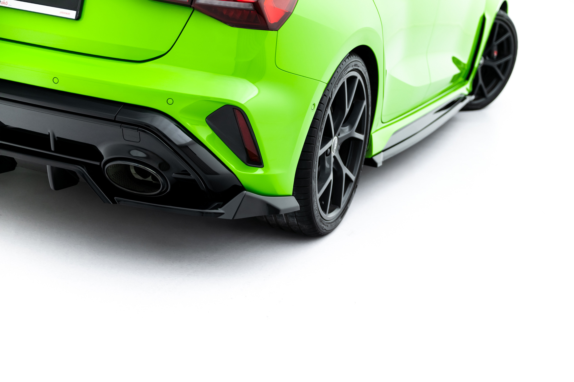 Baksplitter med diffuser Audi RS3 8Y Facelift 2024 ->  | Glossy Black Edition V1 – bilde 5