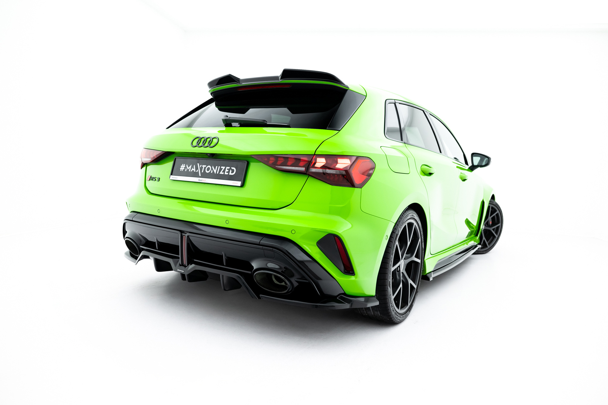 Baksplitter med diffuser Audi RS3 (8Y) Facelift 2024 ->  | Glossy Black Edition V2
