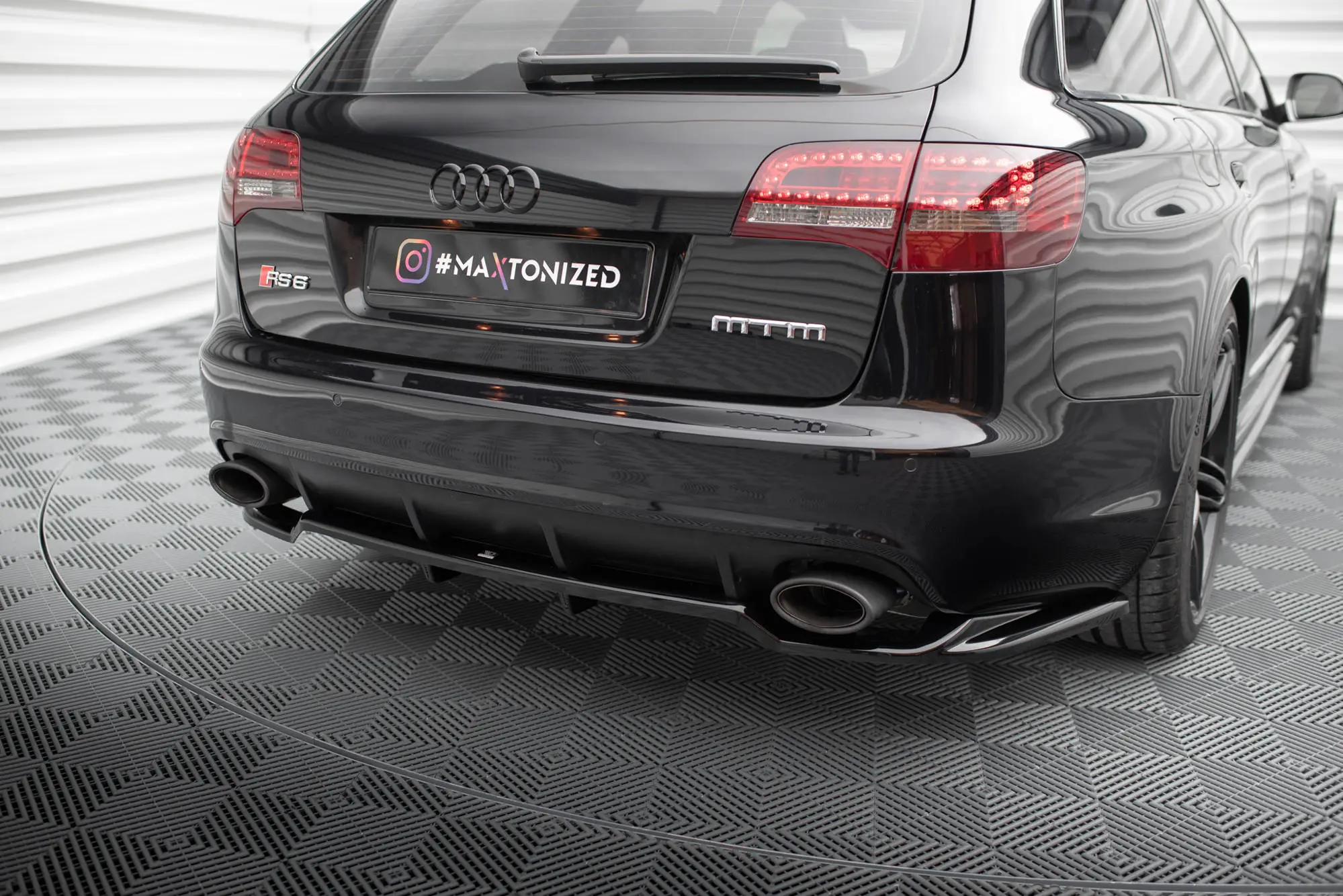 Baksplitter med diffuser Audi RS6 (C6) Avant 2007 - 2010 | Glossy Black Edition – bilde 5