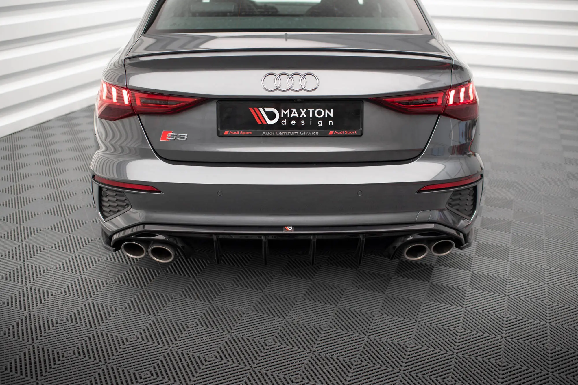 Baksplitter med diffuser Audi S3 (8Y) Sedan 2020-> | Glossy Black Edition