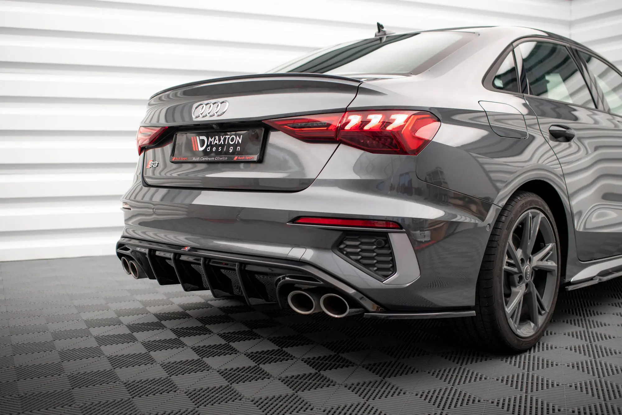 Baksplitter med diffuser Audi S3 (8Y) Sedan 2020-> | Glossy Black Edition – bilde 5