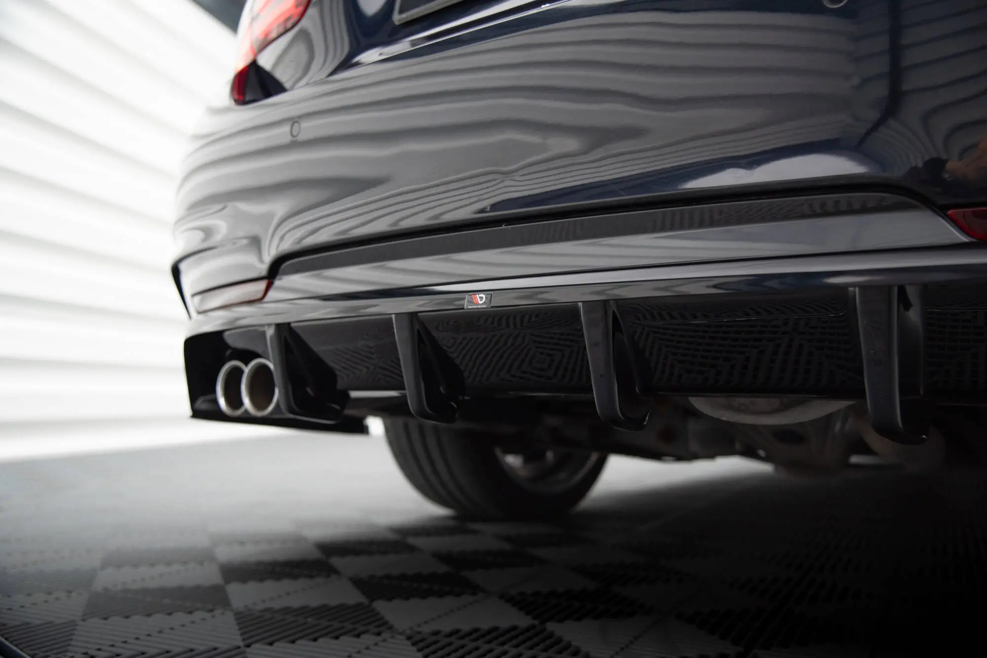 Baksplitter med diffuser BMW 4 Gran Coupe (F36) M-Pakke 2014 -2017 | Glossy Black Edition – bilde 4