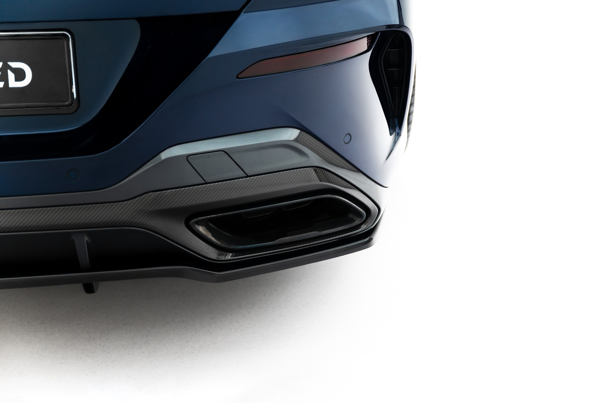 Baksplitter med diffuser BMW 8 Gran Coupe M-Pack (G16) 2018 - 2025 | Glossy Black Edition – bilde 4