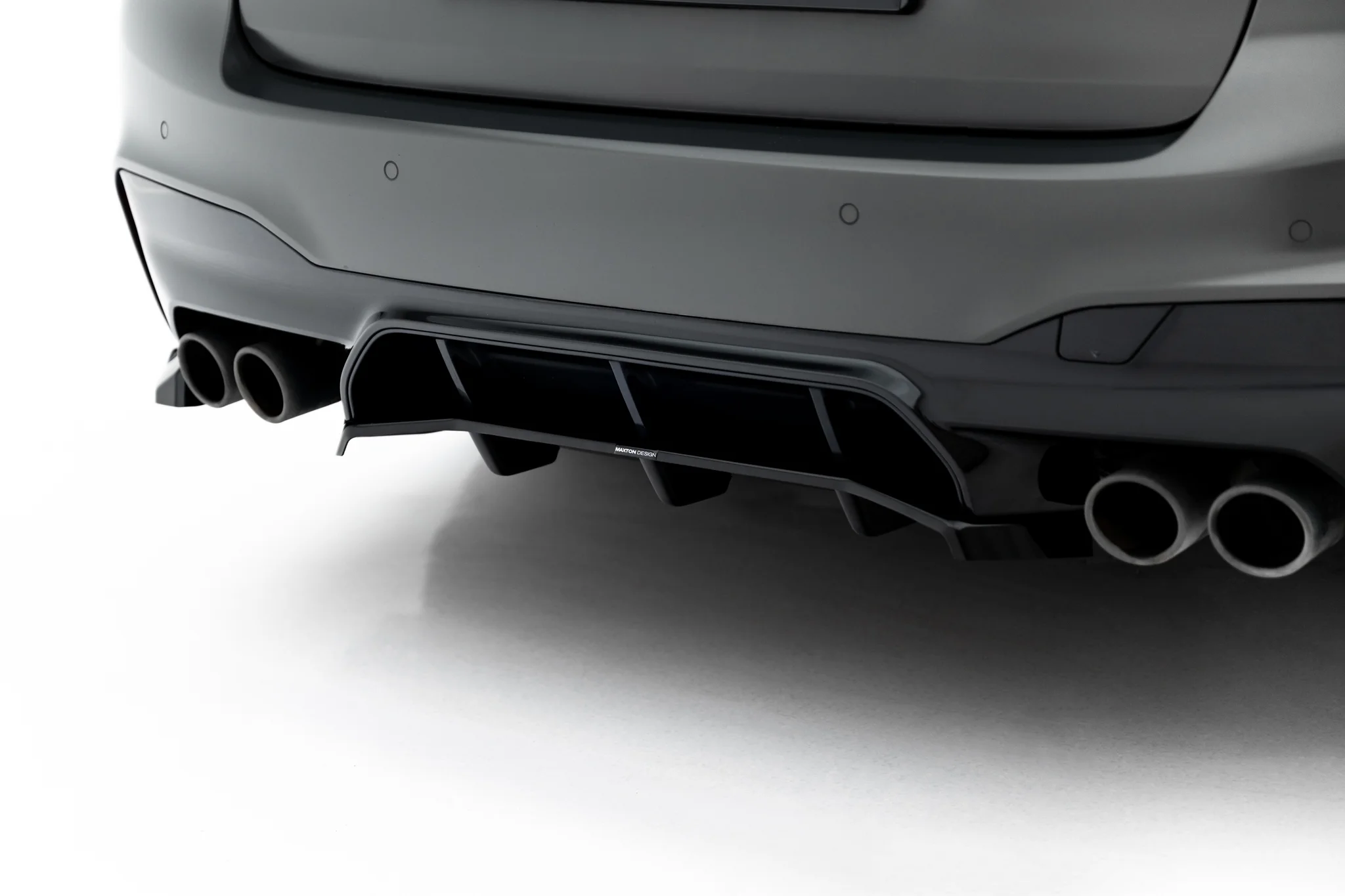 Baksplitter med diffuser BMW M5 (F90) 2017 - 2024  | Glossy Black Edition – bilde 3