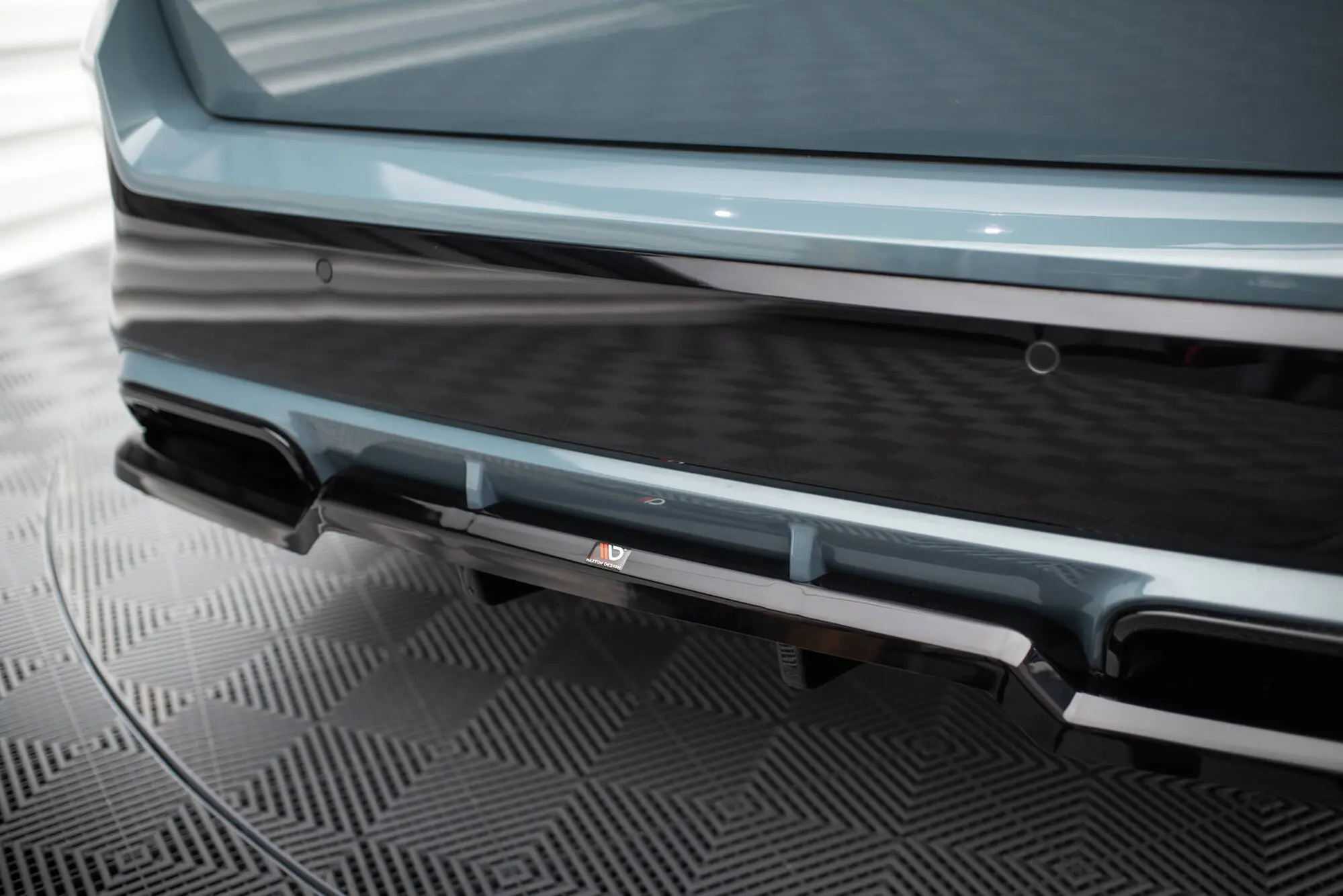 Baksplitter med diffuser BMW X1 (U11) M-Pakke 2022 - > | Glossy Black Edition – bilde 4