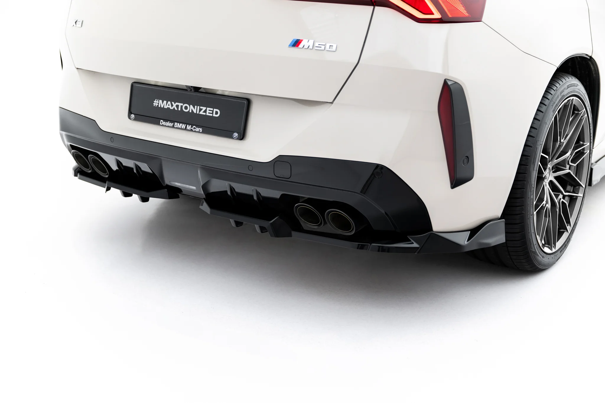 Baksplitter med diffuser BMW X3 M50 (G45) 2024 -> | Glossy Black Edition – bilde 2