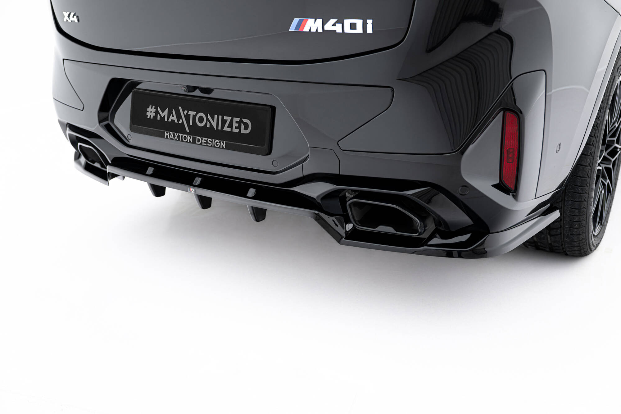 Baksplitter med diffuser BMW X4 M-Pack (G02) Facelift 2021 -> | Glossy Black Edition V2 – bilde 2