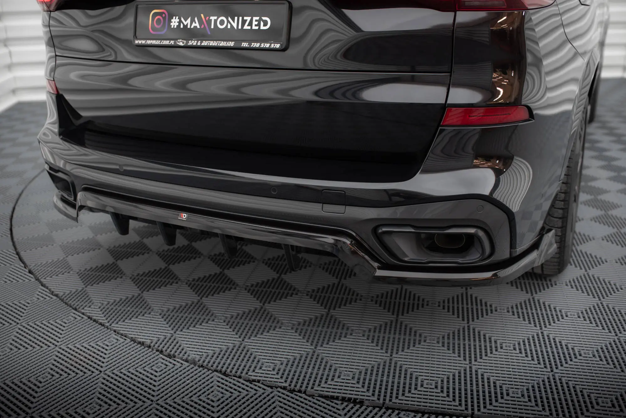 Baksplitter med diffuser BMW X5 (G05) M-Pakke 2018 - 2023 | Glossy Black Edition – bilde 3