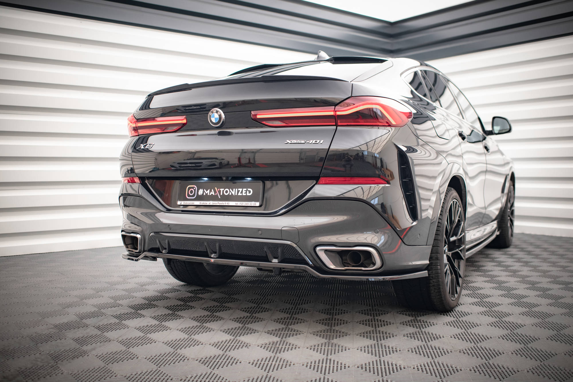 Baksplitter med diffuser BMW X6 M-Pack (G06) 2019 - 2023 | Glossy Black Edition V3