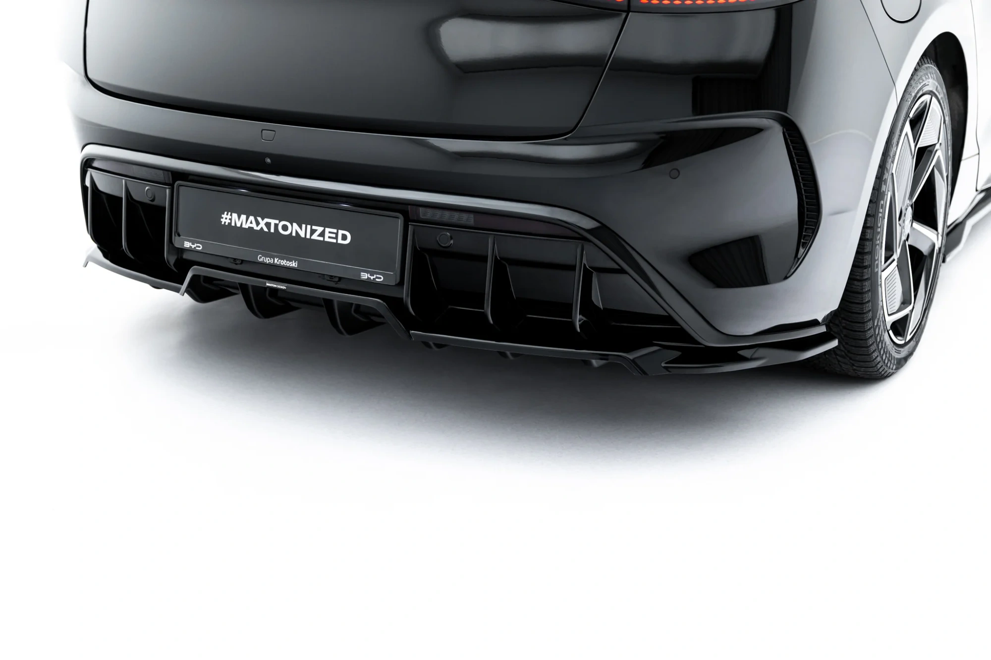 Baksplitter med diffuser BYD Seal I 2022 ->  | Glossy Black Edition – bilde 3