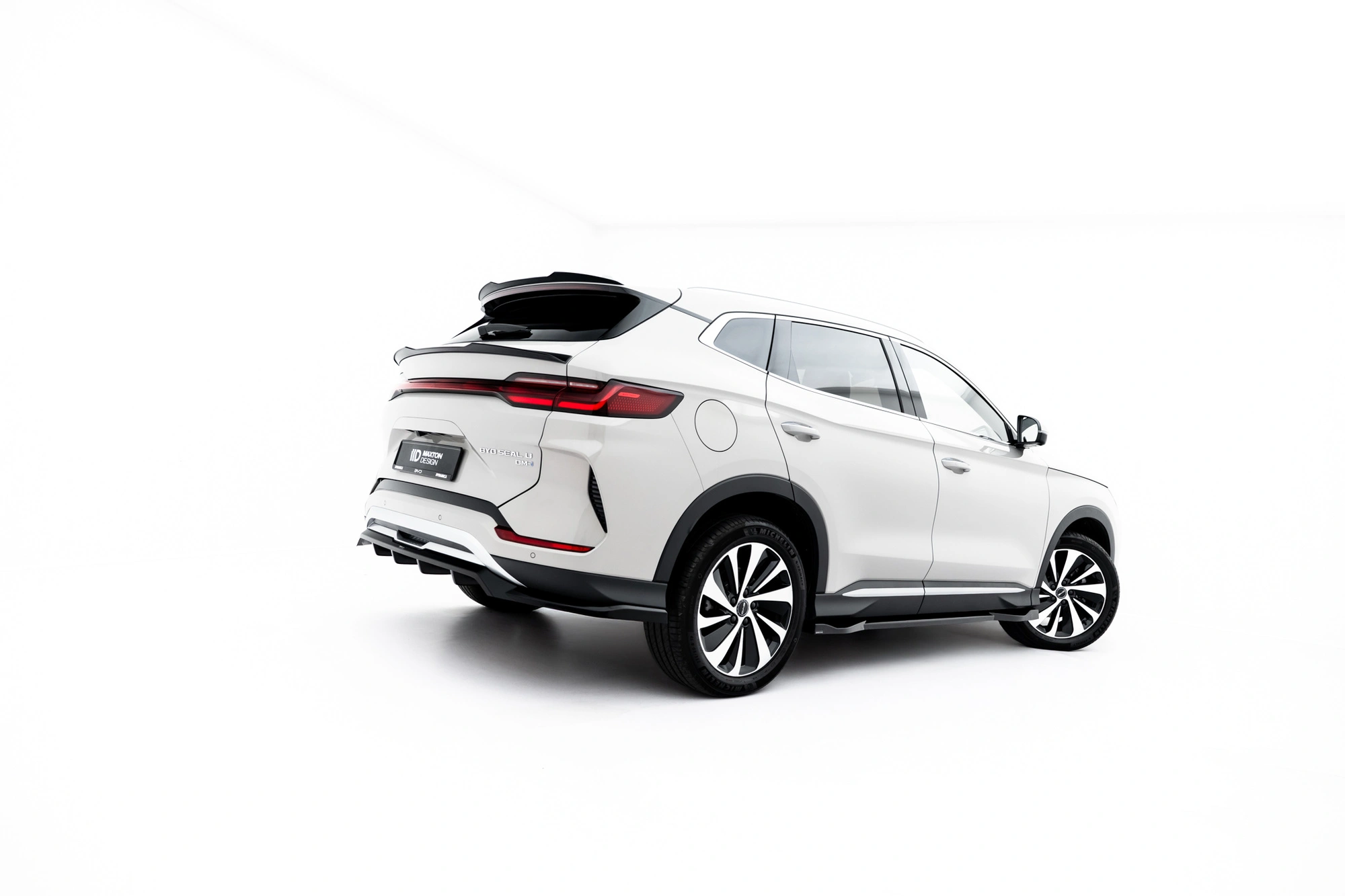 Baksplitter med diffuser BYD Seal U 2024 -> | Glossy Black Edition – bilde 7