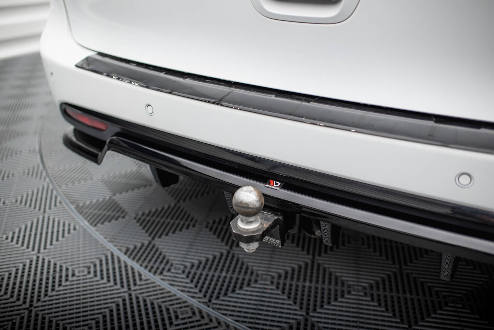 Baksplitter med diffuser Chrysler Pacifica II Facelift 2021 -> | Glossy Black Edition – bilde 3
