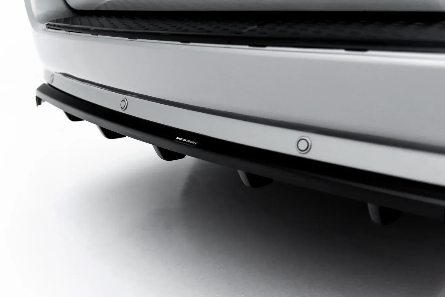 Baksplitter med diffuser Dodge Grand Caravan V Facelift 2010 - 2020 | Glossy Black Edition – bilde 3