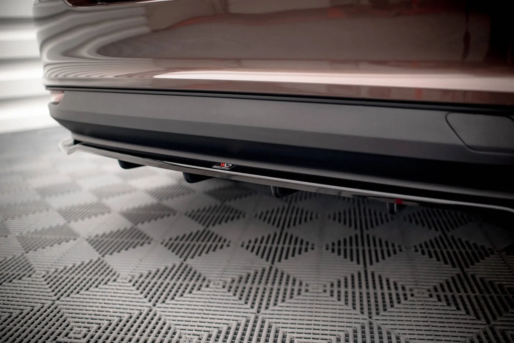 Baksplitter med diffuser Fiat Tipo S Sedan Mk1 2015 - 2020 | Glossy Black Edition – bilde 9