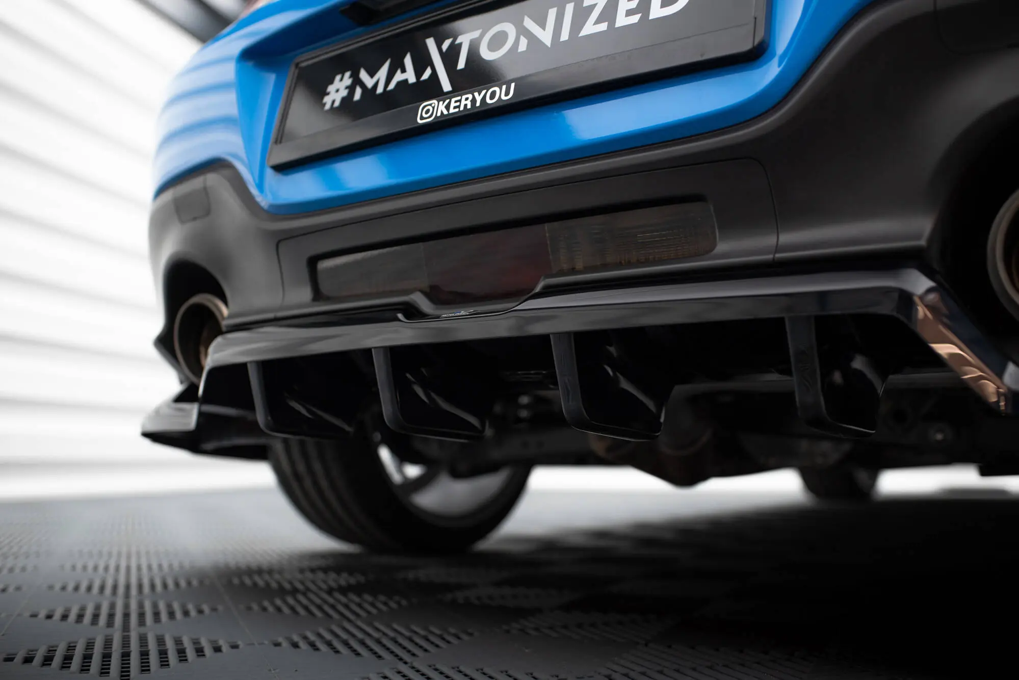 Baksplitter med diffuser + flopper Toyota GR86 2021 - > | V.1 Glossy Black Edition – bilde 6