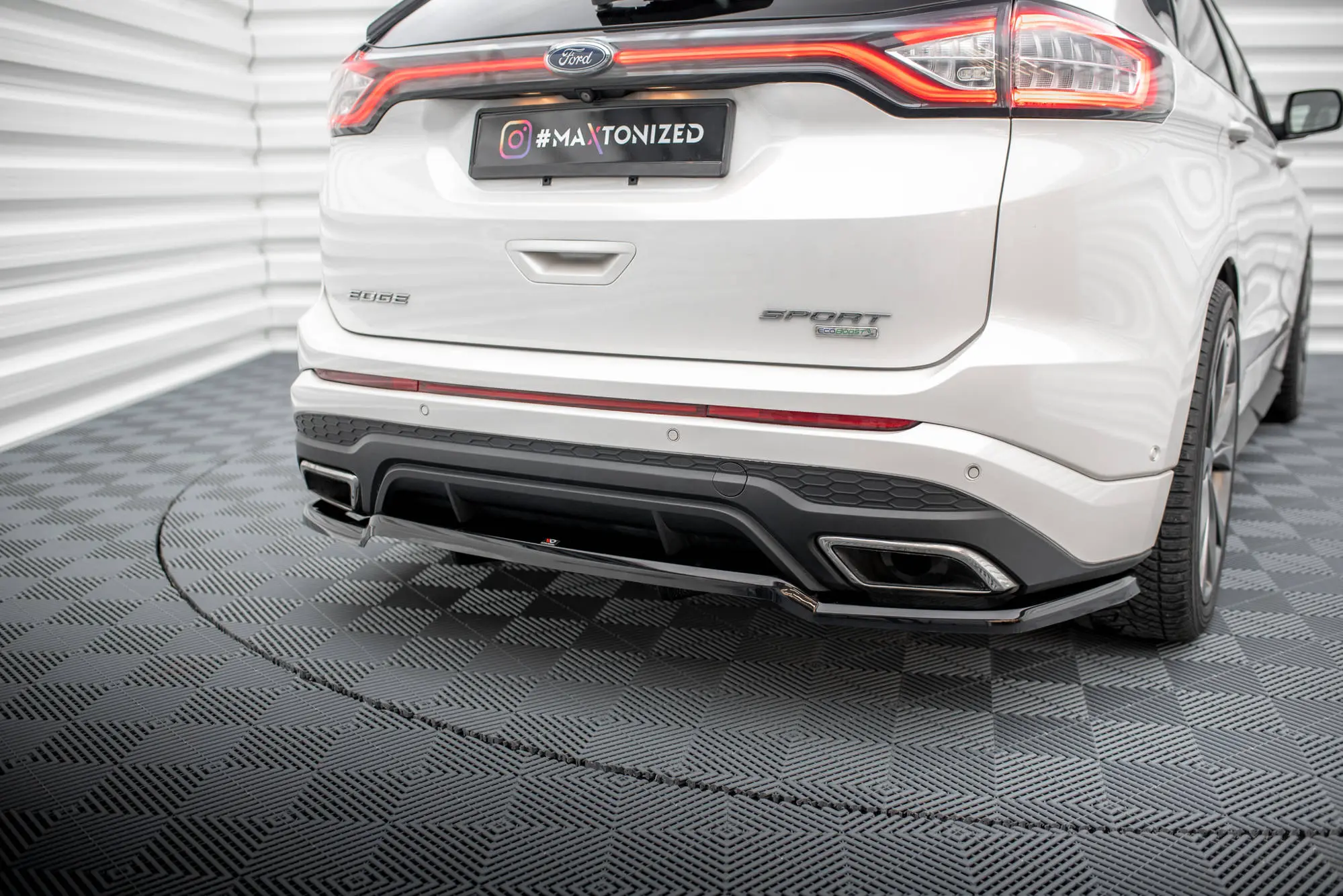 Baksplitter med diffuser Ford Edge Sport Mk2 2014 -2019 | Glossy Black Edition – bilde 4