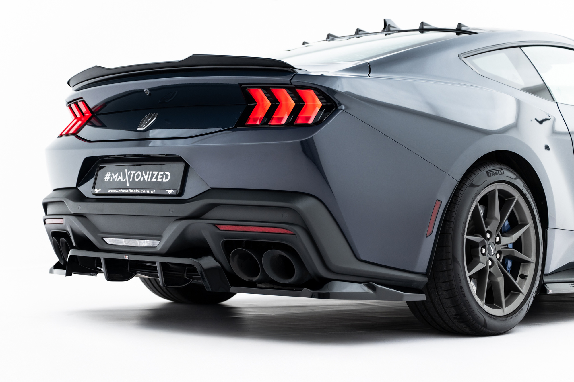 Baksplitter med diffuser Ford Mustang Dark Horse VII 2024 ->  | Glossy Black Edition