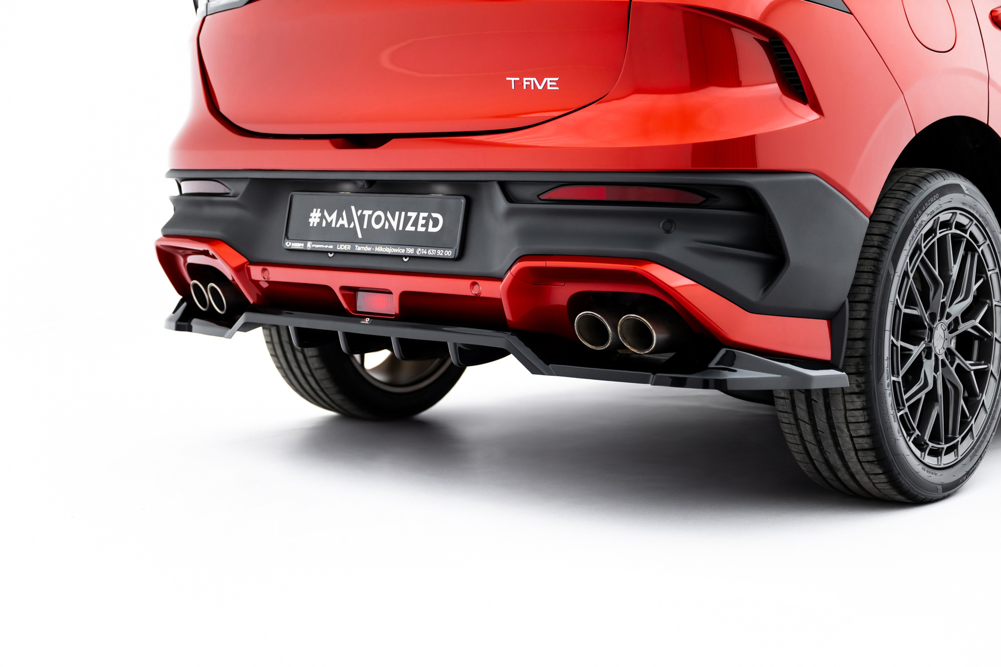 Baksplitter med diffuser Forthing T-Five I 2023 -> | Glossy Black Edition – bilde 2