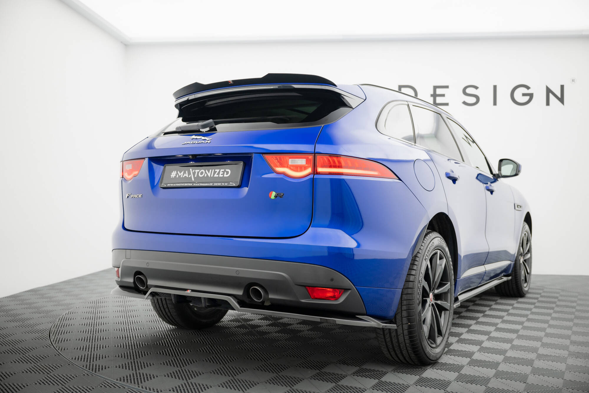 Baksplitter med diffuser Jaguar F-Pace (X761) 2015 - 2020 | Glossy Black Edition