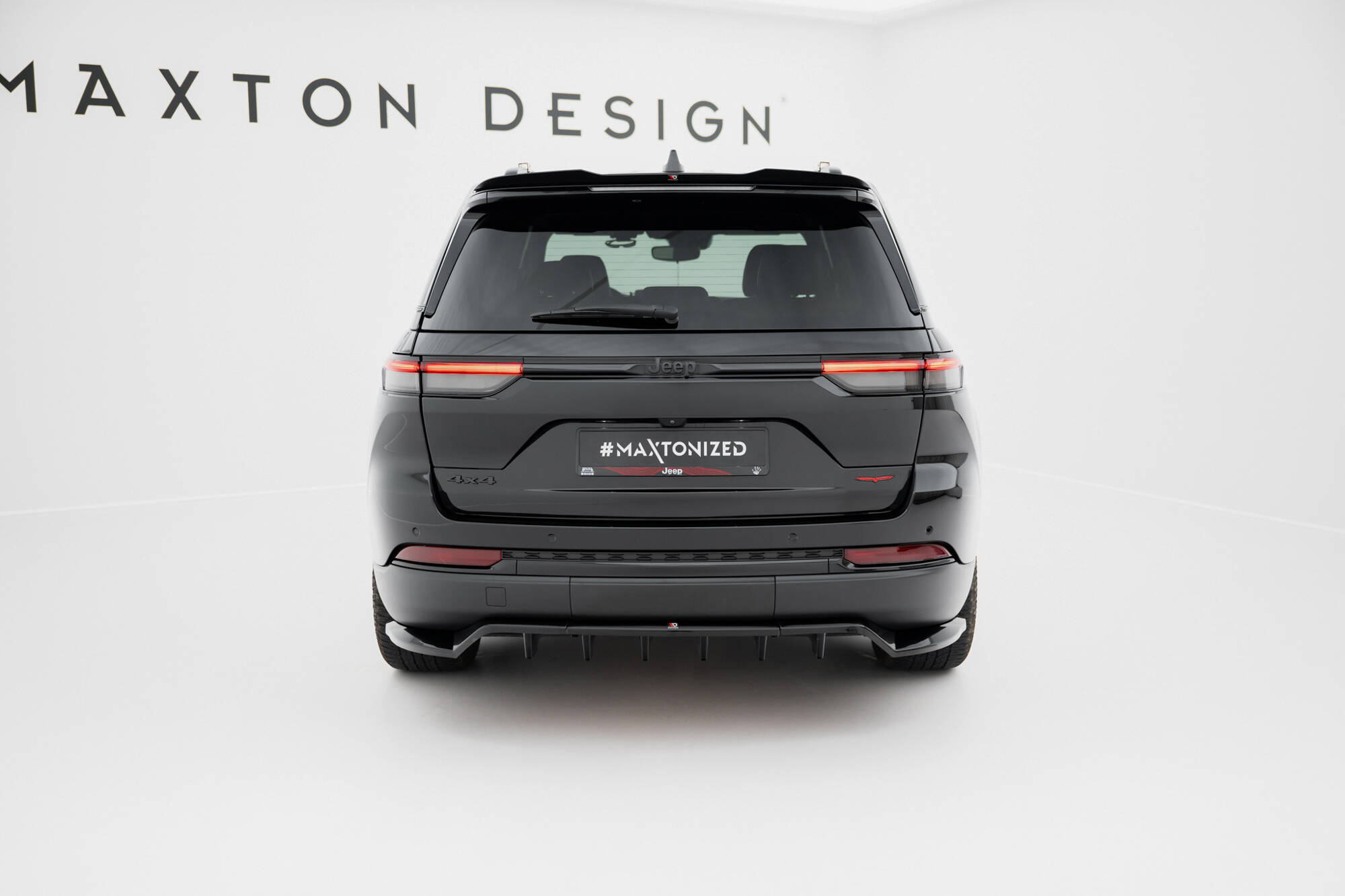Baksplitter med diffuser Jeep Grand Cherokee Trailhawk V 2021 -> | Glossy Black Edition – bilde 2