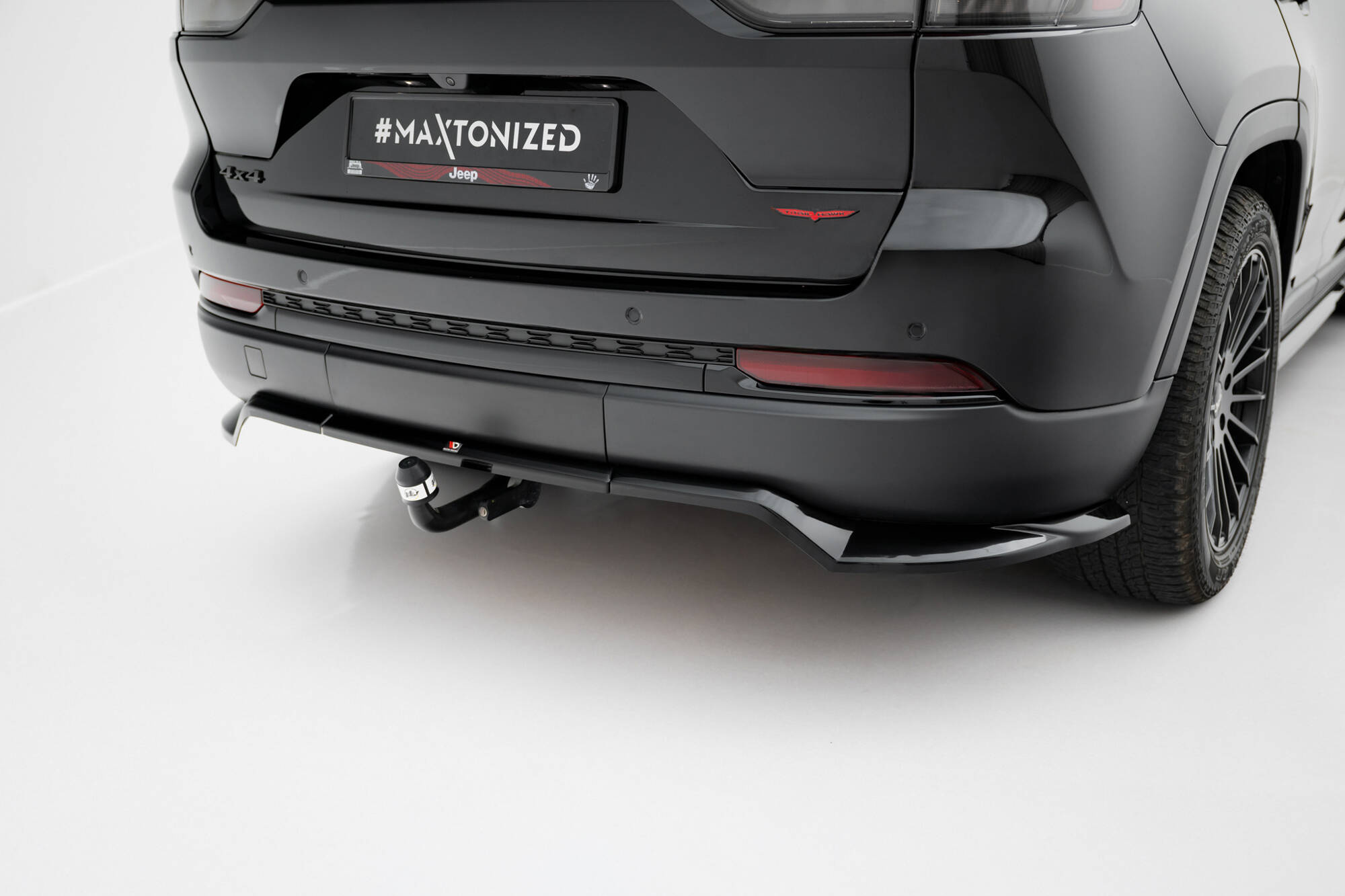 Baksplitter med diffuser Jeep Grand Cherokee Trailhawk V 2021 -> | Glossy Black Edition – bilde 4