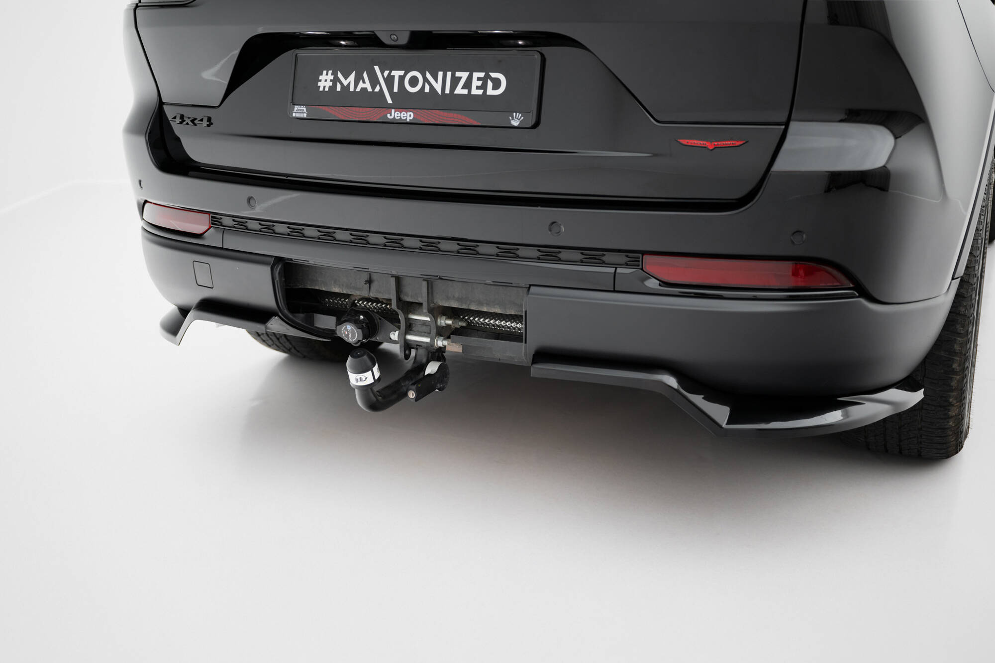 Baksplitter med diffuser Jeep Grand Cherokee Trailhawk V 2021 -> | Glossy Black Edition – bilde 5