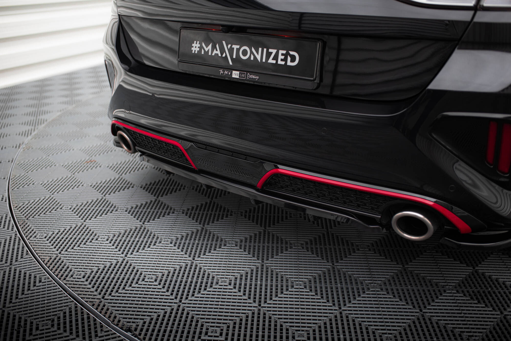 Baksplitter med diffuser Kia Ceed GT III Facelift 2021 - > | Glossy Black Edition – bilde 2