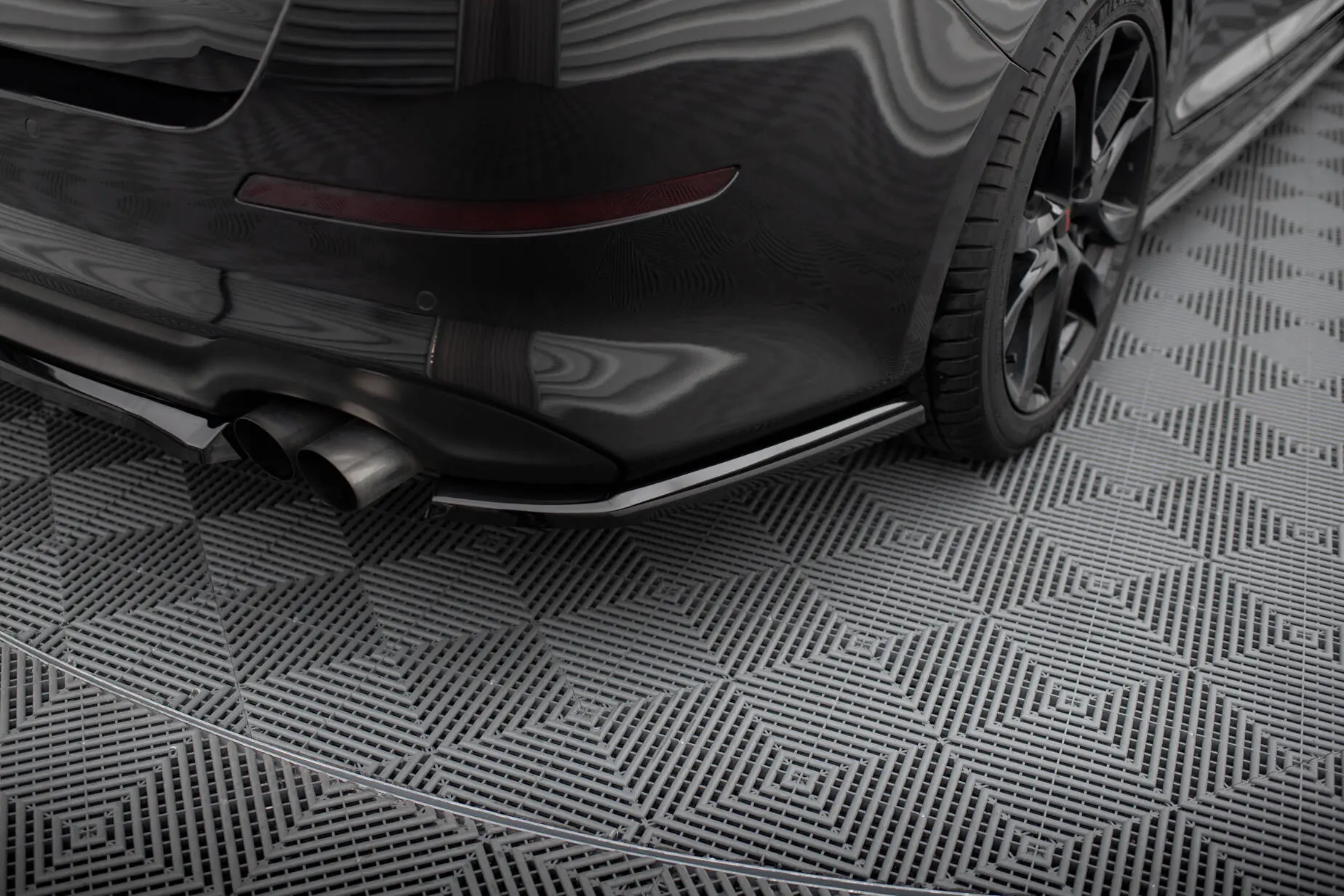 Baksplitter med diffuser Kia Optima mk3 2010 - 2013 | Glossy Black Edition – bilde 3