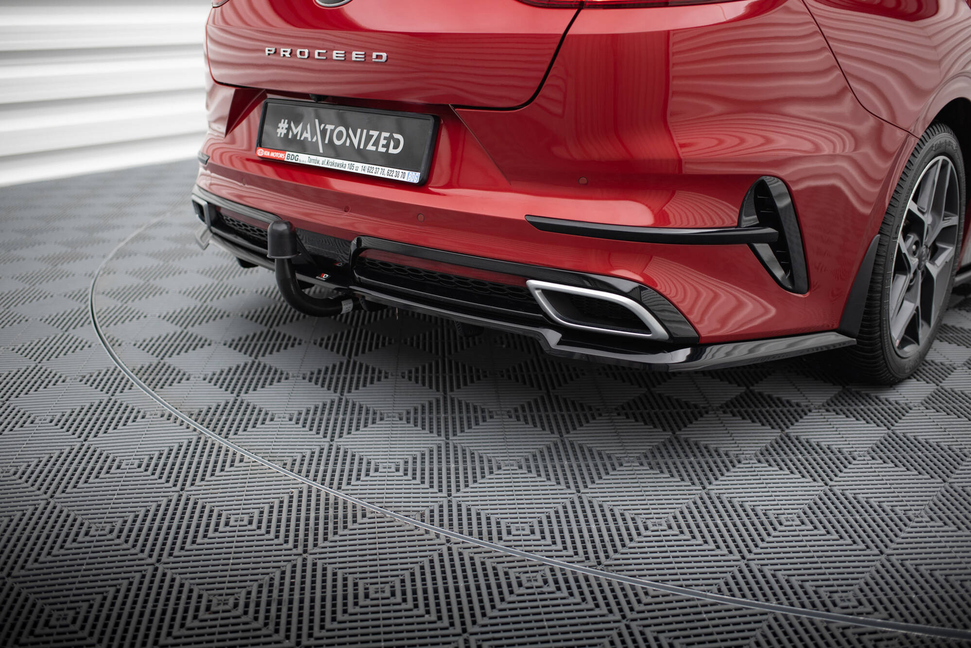 Baksplitter med diffuser Kia ProCeed I 2018 - 2021  | Glossy Black Edition