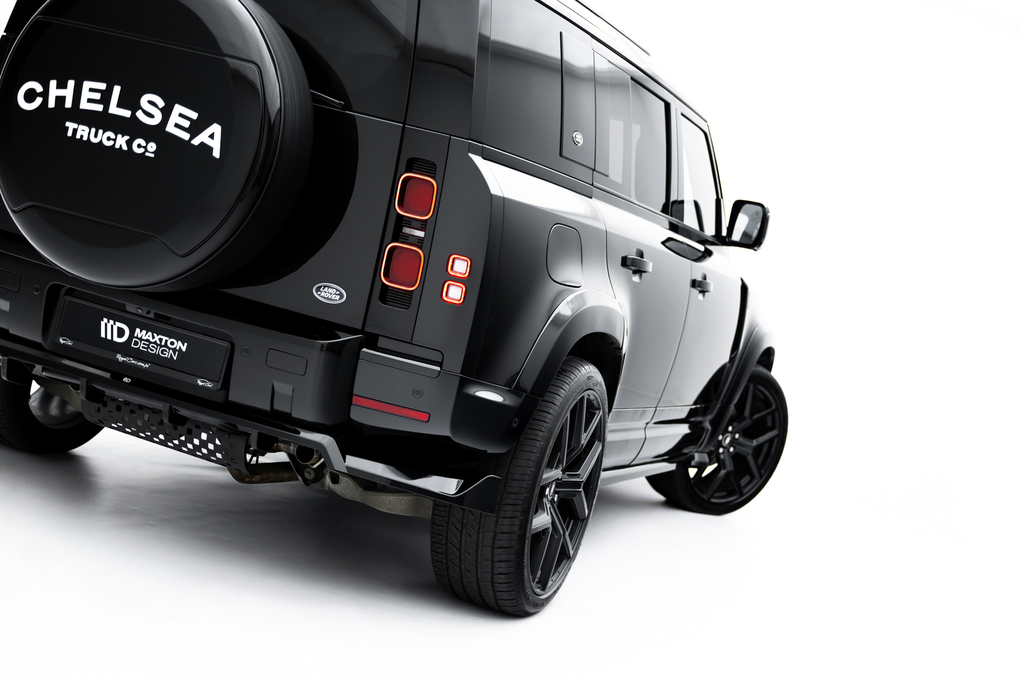 Baksplitter med diffuser Land Rover Defender IV 2020 -> | Glossy Black Edition – bilde 4