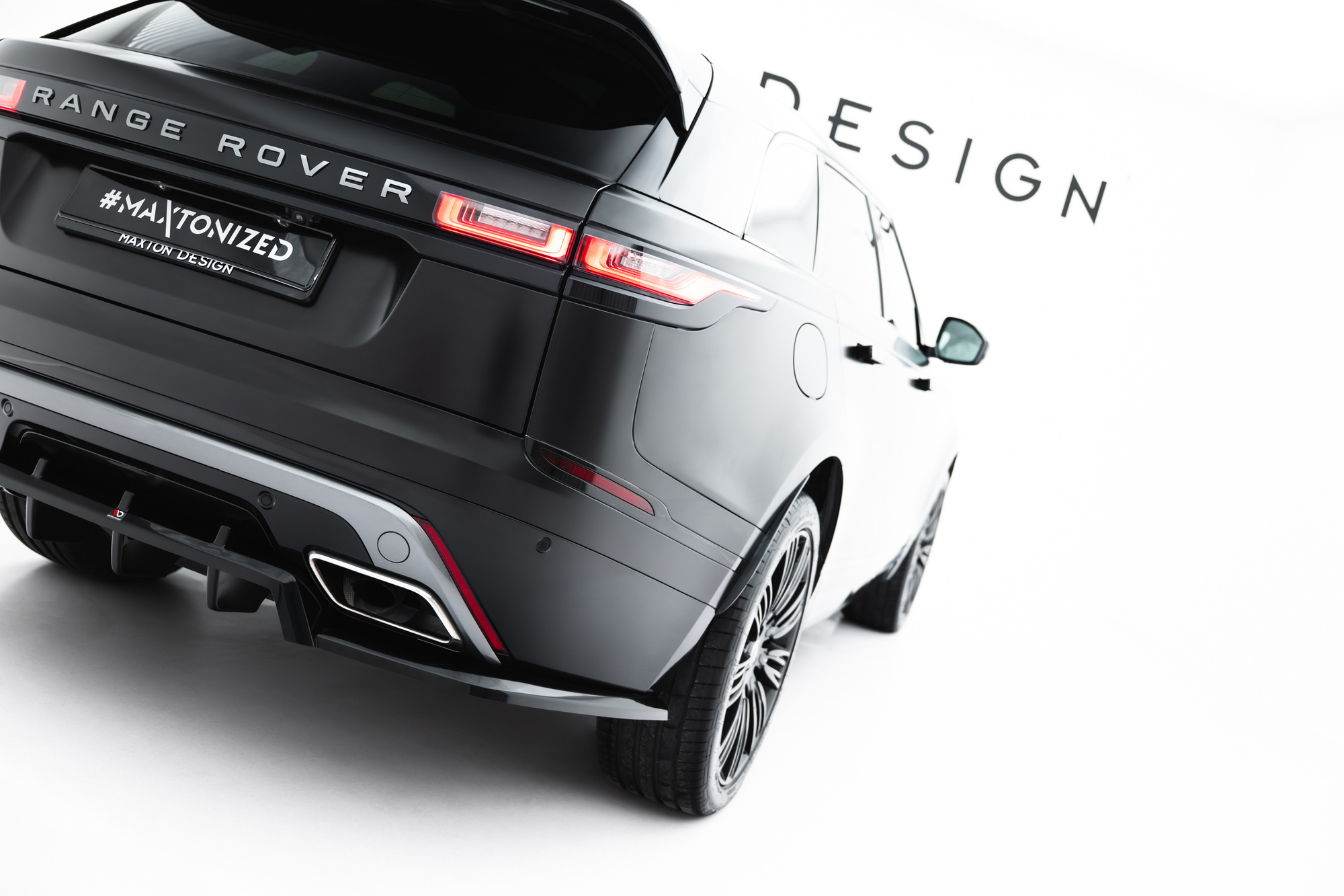 Baksplitter med diffuser Land Rover Range Rover Velar R-Dynamic I 2017 -  2023 | Glossy Black Edition V3 – bilde 3