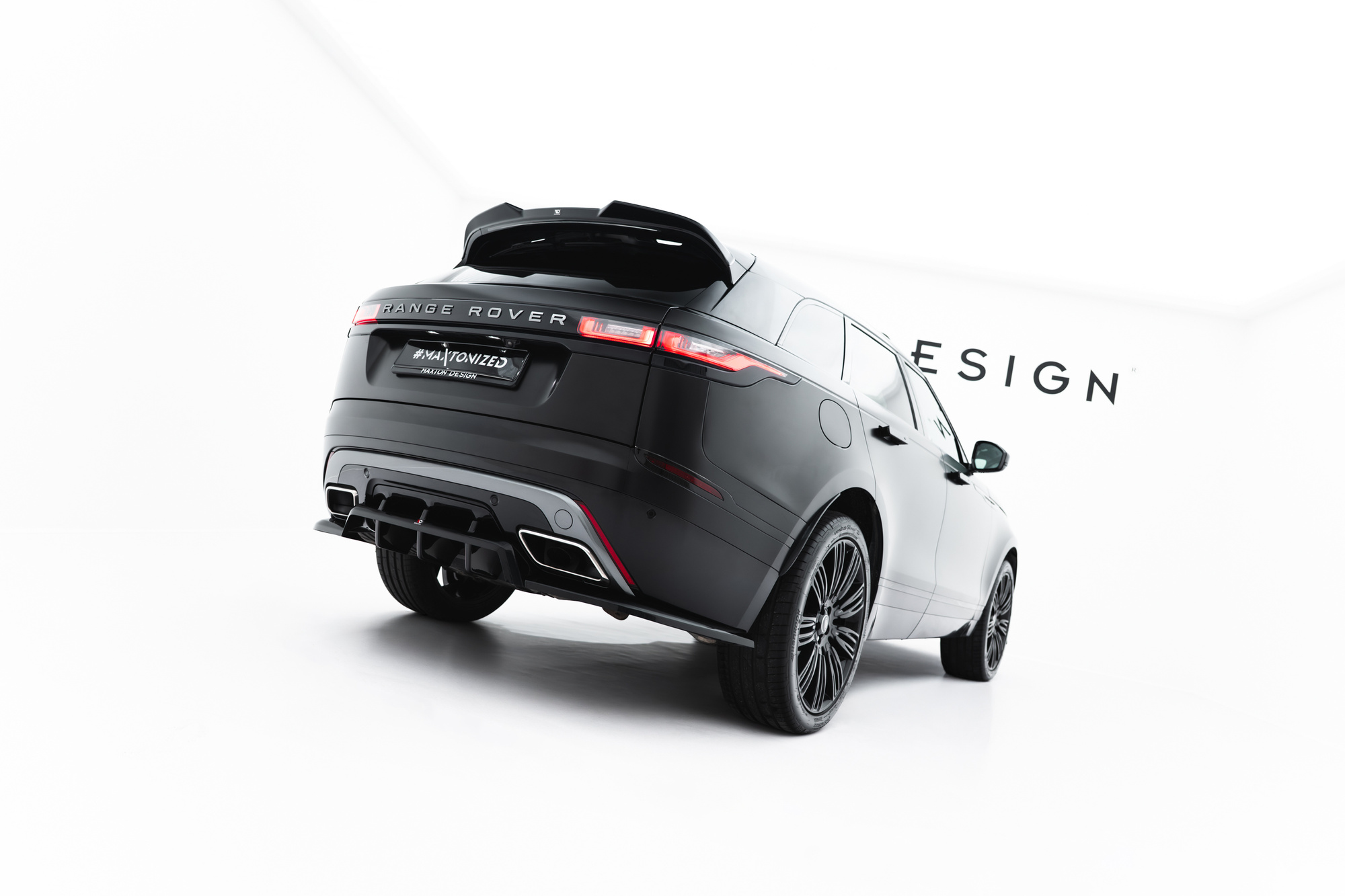 Baksplitter med diffuser Land Rover Range Rover Velar R-Dynamic I 2017 -  2023 | Glossy Black Edition V3 – bilde 6