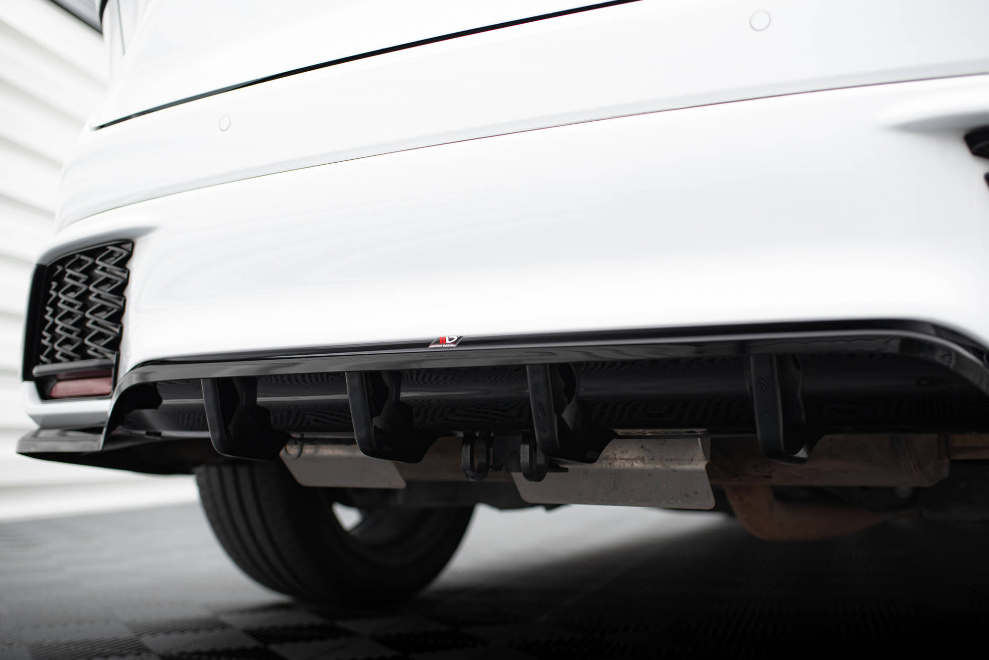Baksplitter med diffuser Lexus RX F-Sport 2022 -> | Glossy Black Edition – bilde 4