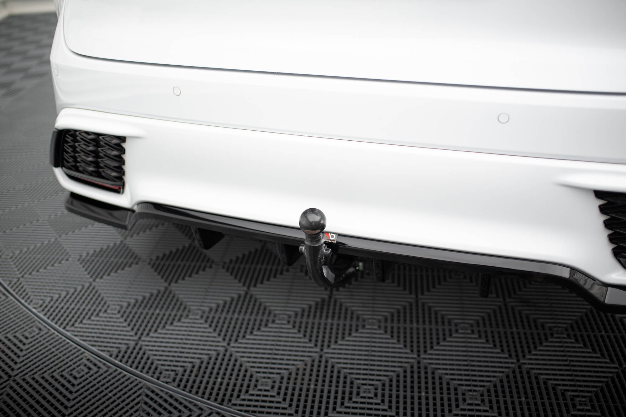 Baksplitter med diffuser Lexus RX F-Sport 2022 -> | Glossy Black Edition – bilde 8