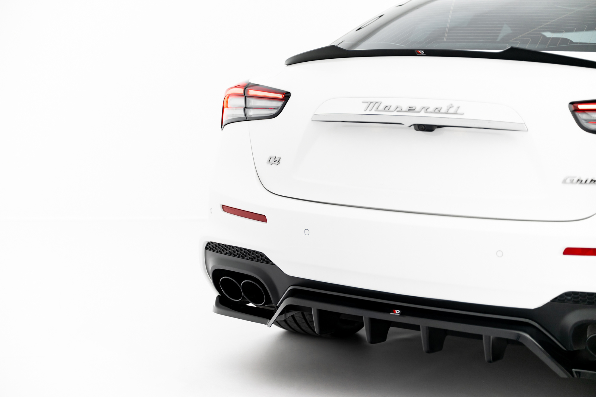 Baksplitter med diffuser Maserati Ghibli Modena III Facelift  2017 - 2020 | Glossy Black Edition – bilde 5