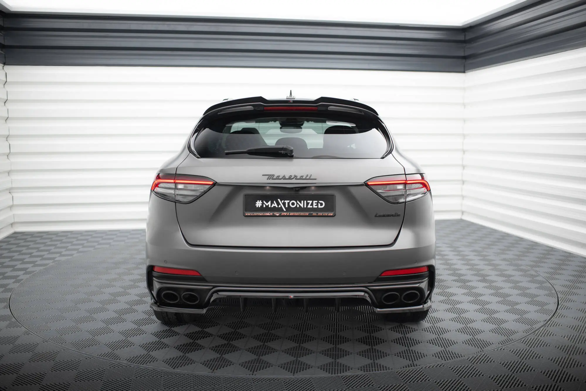 Baksplitter med diffuser Maserati Levante Trofeo 2016 - > | Glossy Black Edition – bilde 4