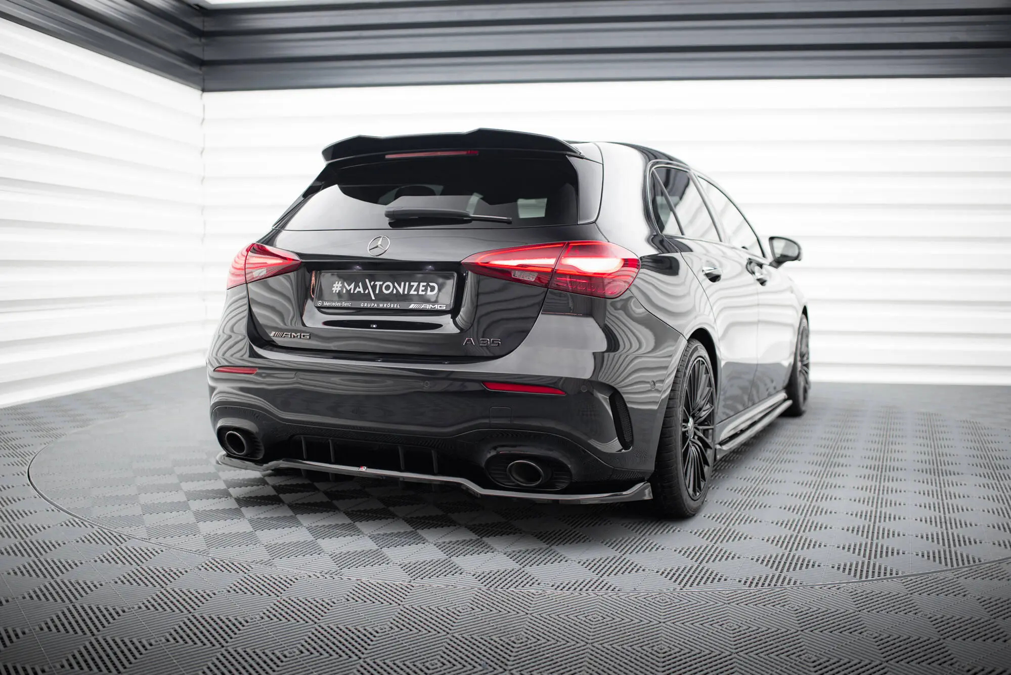 Baksplitter med diffuser Mercedes-AMG A35 (W177) facelift 2023 - > | Glossy Black Edition – bilde 3