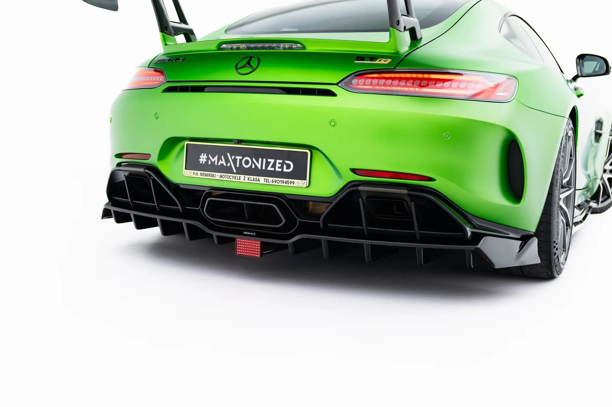 Baksplitter med diffuser Mercedes-AMG GT R (C190) Facelift 2017 - 2023  | Glossy Black Edition