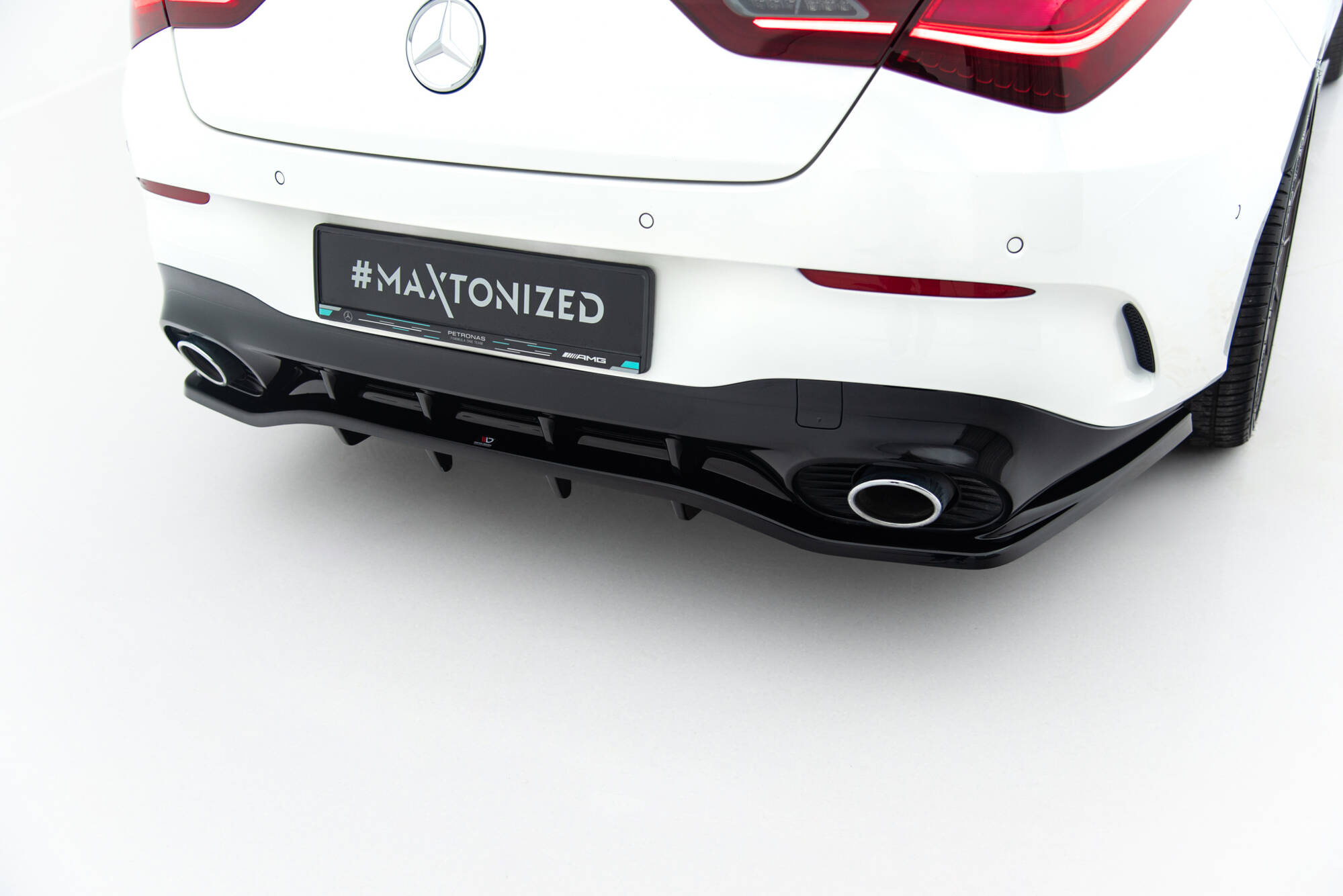 Baksplitter med diffuser Mercedes-Benz AMG CLA (35/45) (C118/X118) Facelift 2023 - 2025  | Glossy Black Edition