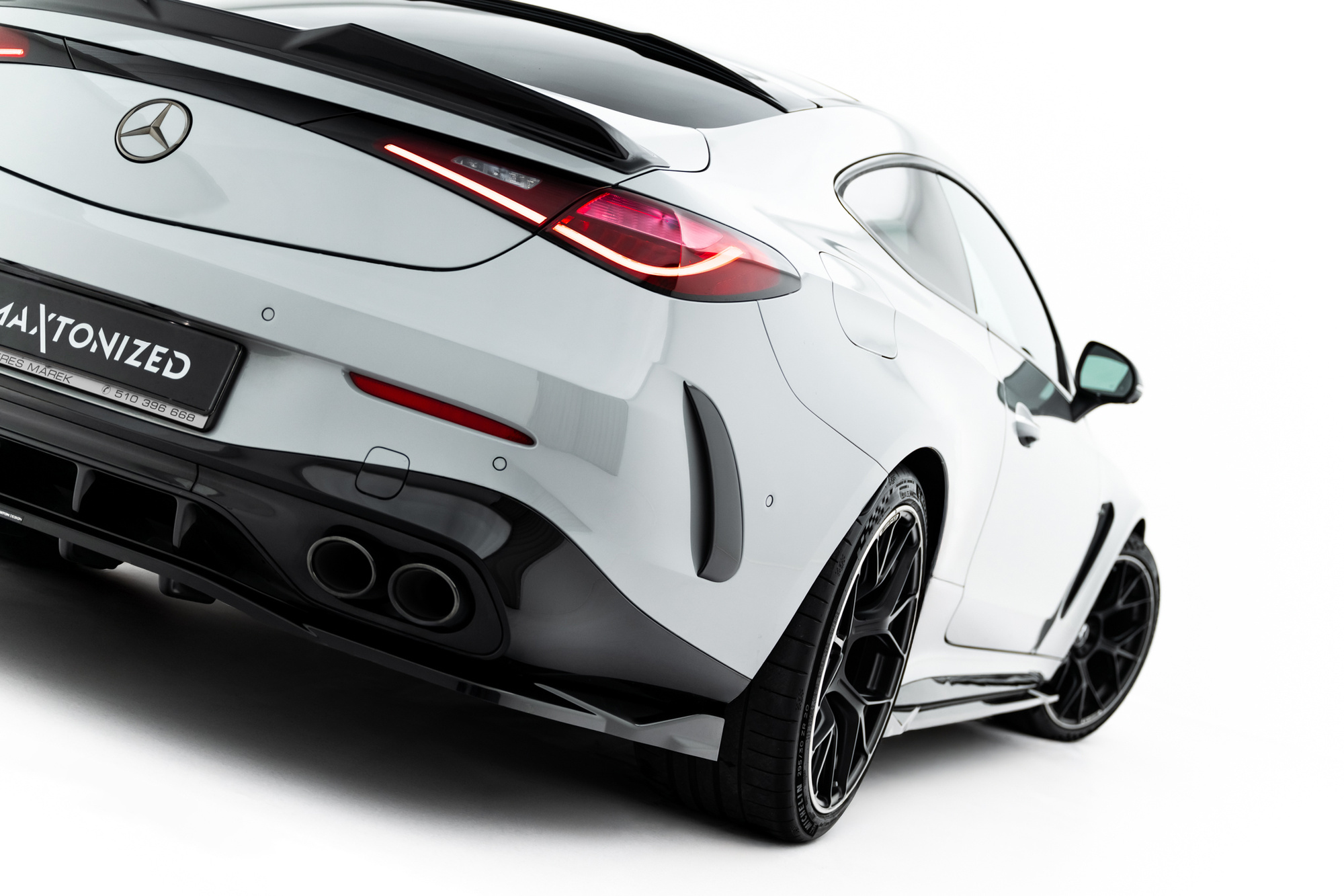 Baksplitter med diffuser Mercedes-Benz AMG CLE 53 Aero (C236) 2023 -> | Glossy Black Edition – bilde 5