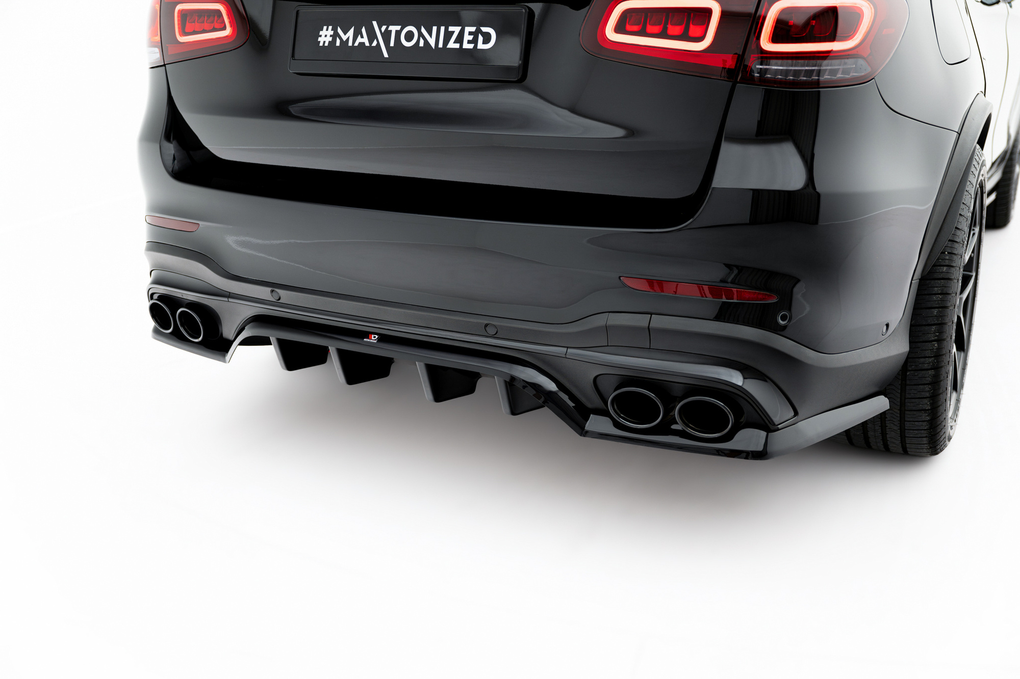 Baksplitter med diffuser Mercedes-Benz AMG GLC 43 (X253) Facelift 2019 - 2022   | Glossy Black Edition – bilde 2