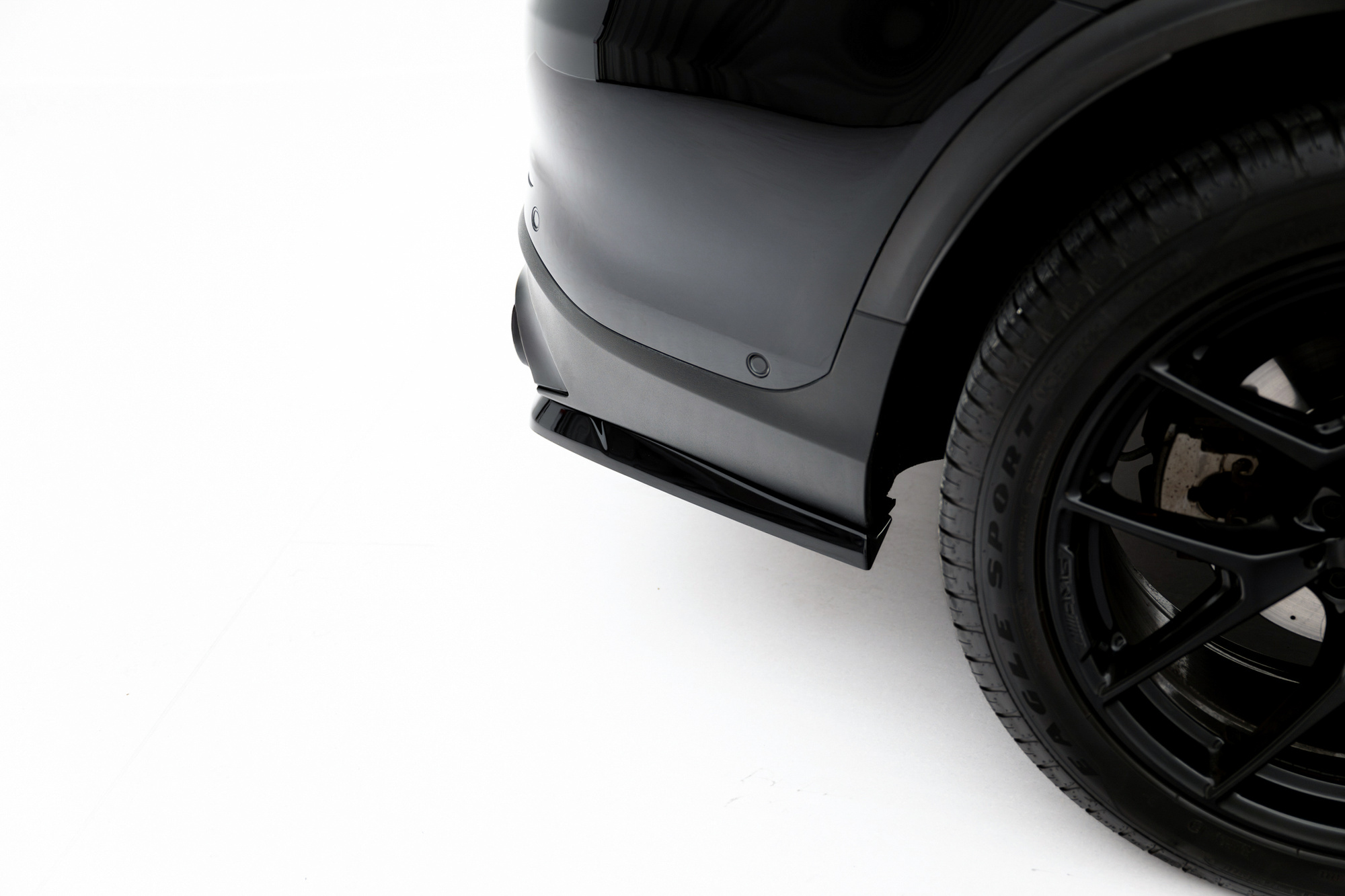 Baksplitter med diffuser Mercedes-Benz AMG GLC 43 (X253) Facelift 2019 - 2022   | Glossy Black Edition – bilde 3