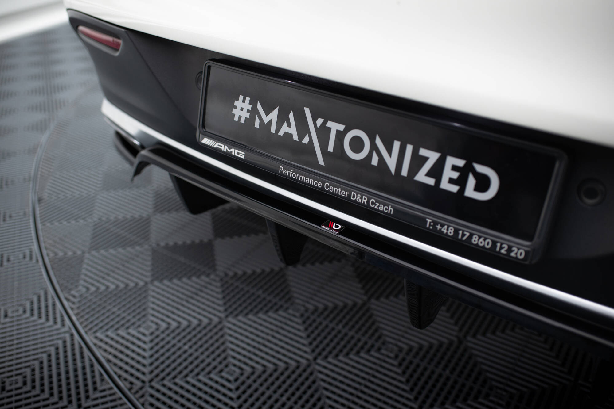 Baksplitter med diffuser Mercedes-Benz AMG GLE 43 (C292) 2015 - 2019 | Glossy Black Edition – bilde 4
