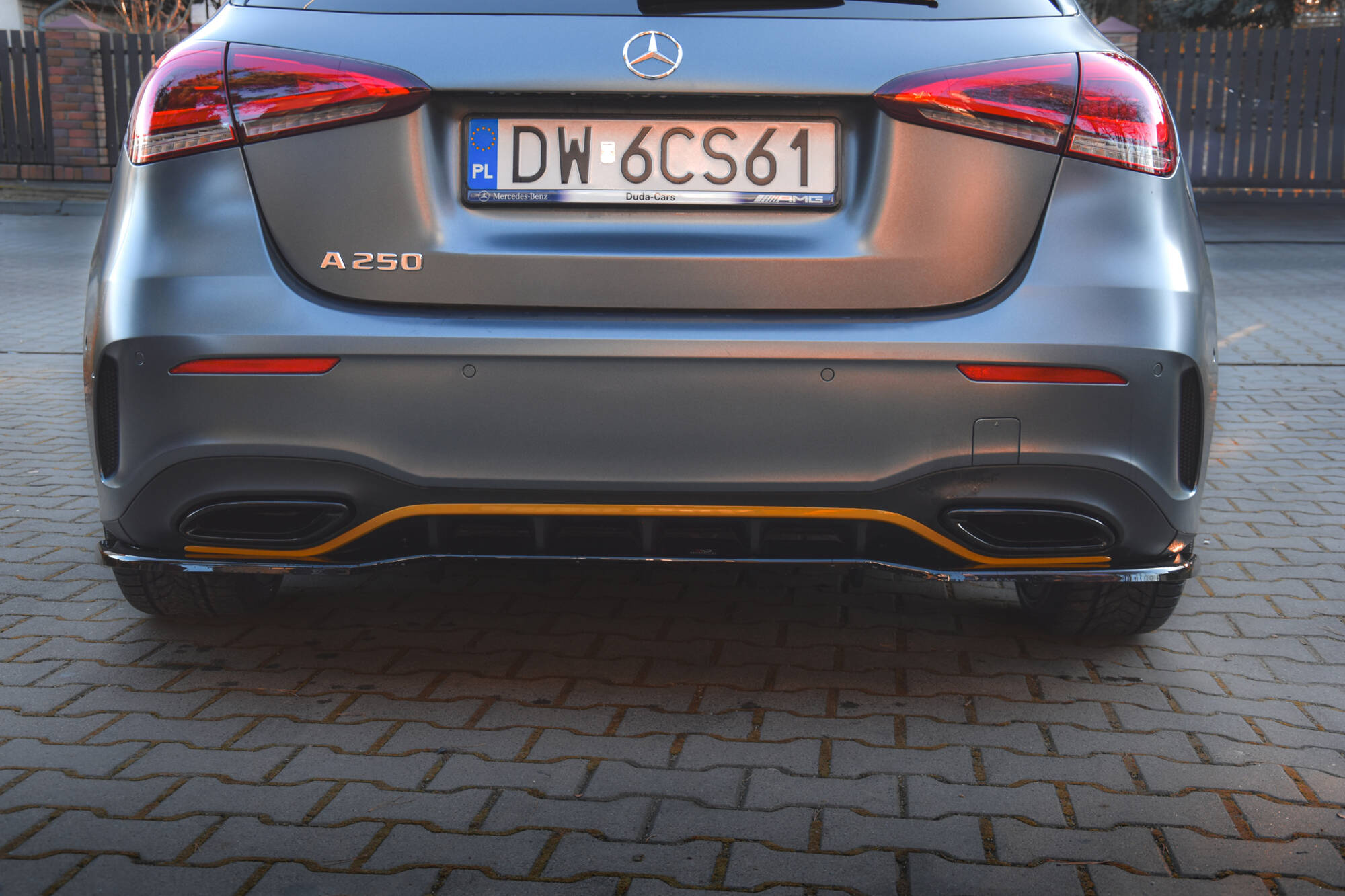 Baksplitter med diffuser Mercedes-Benz AMG-Line A (W177) 2018 - 2023 | Glossy Black Edition
