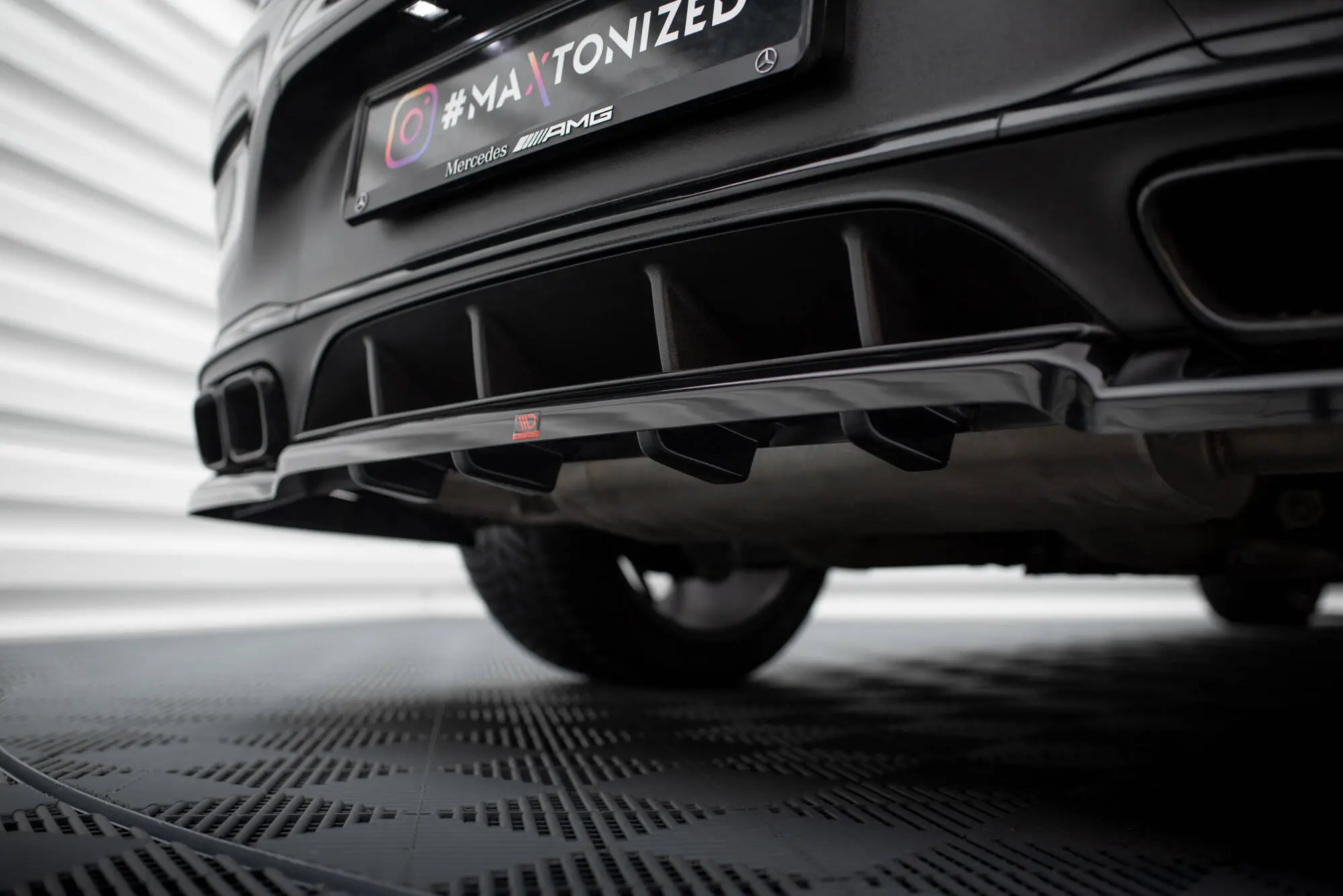 Baksplitter med diffuser Mercedes-Benz GLC Coupe 63 AMG (C253) facelift 2019 - 2023 | Glossy Black Edition