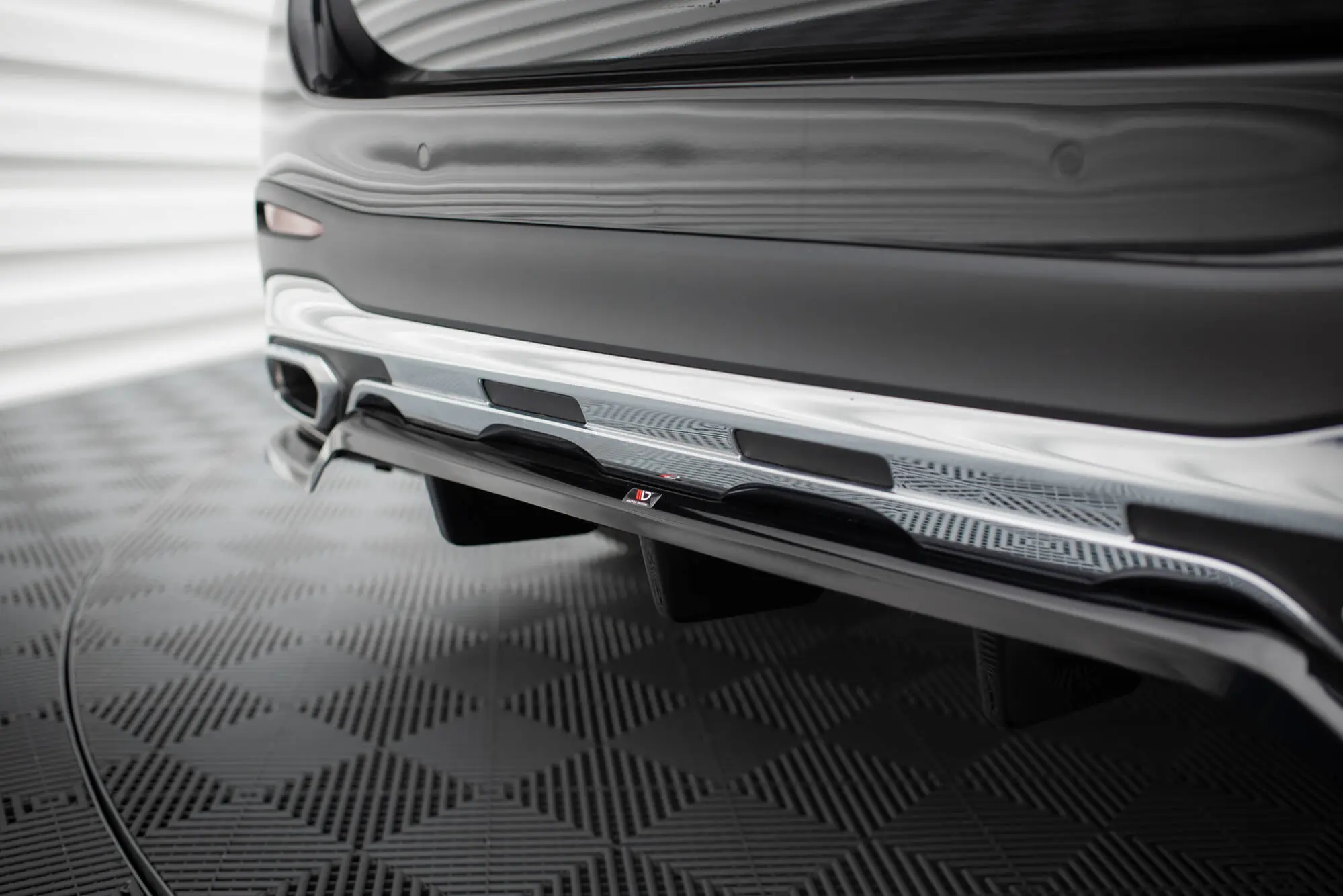 Baksplitter med diffuser Mercedes-Benz GLC (X254) AMG-Line 2022 - > | Glossy Black Edition