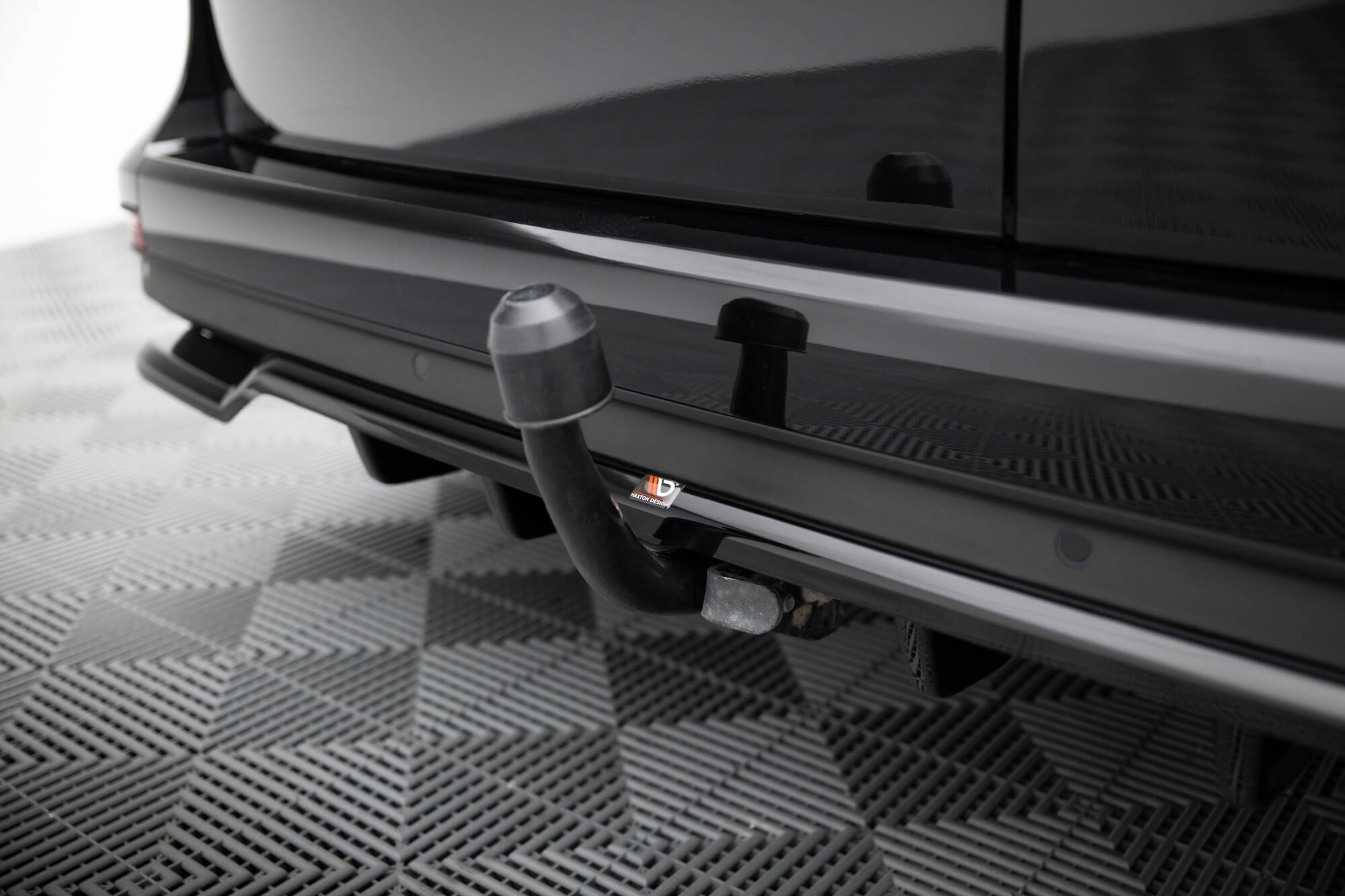 Baksplitter med diffuser Mercedes-Benz T (W420) 2021 -> | Glossy Black Edition – bilde 3