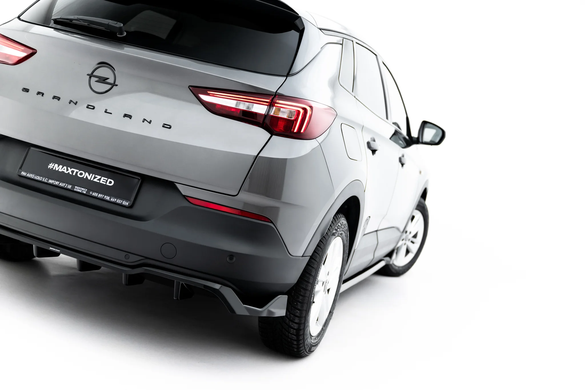 Baksplitter med diffuser Opel Grandland I 2017 - 2021 | Glossy Black Edition – bilde 2